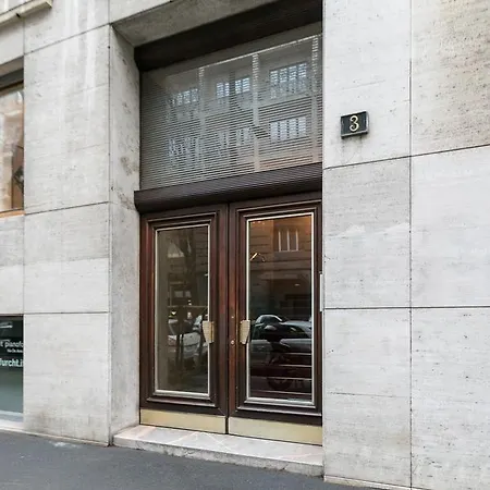 Appartement Monte Napoleone Milan